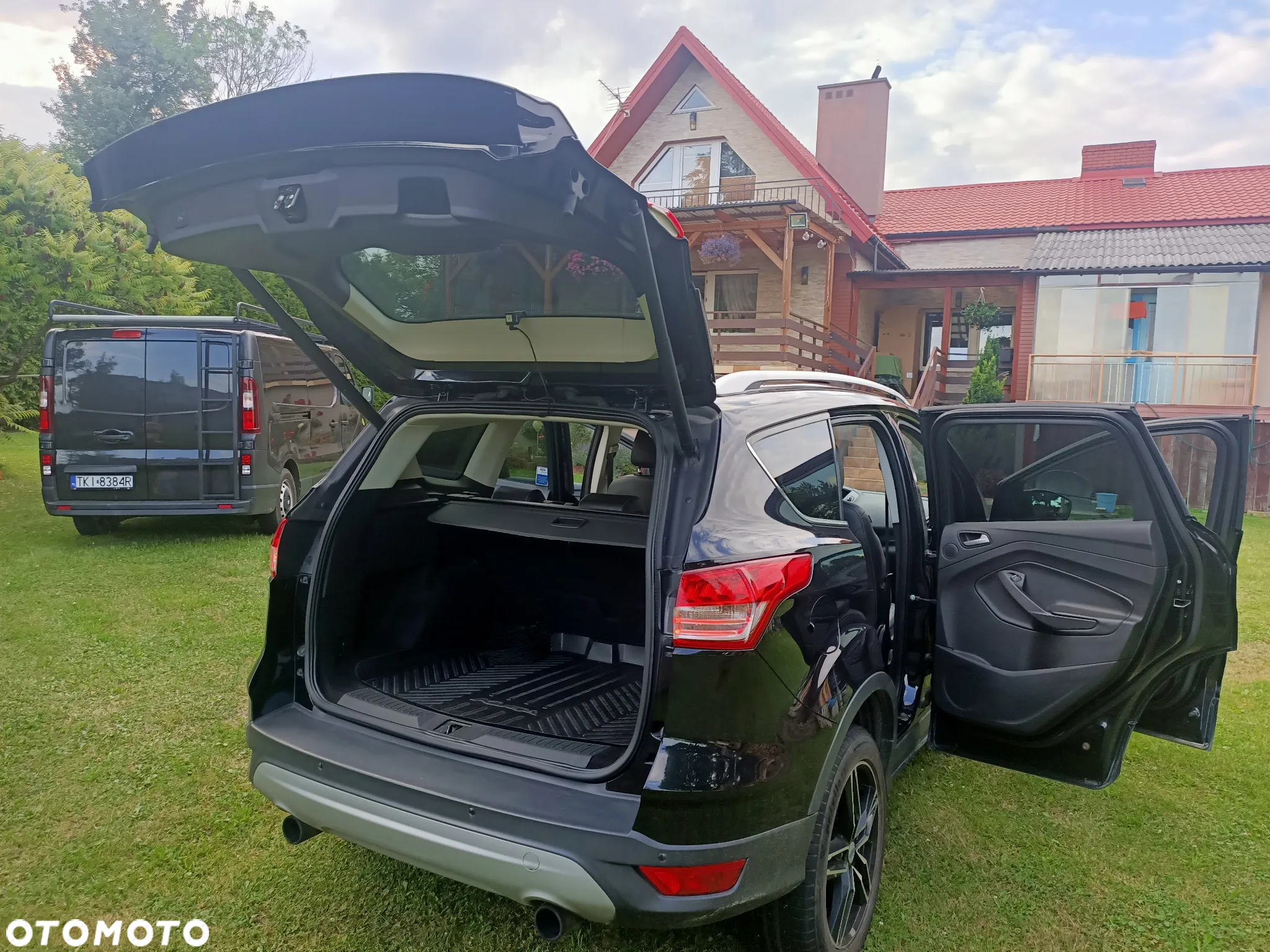 Ford Kuga 1.6 EcoBoost 4WD Titanium - 8