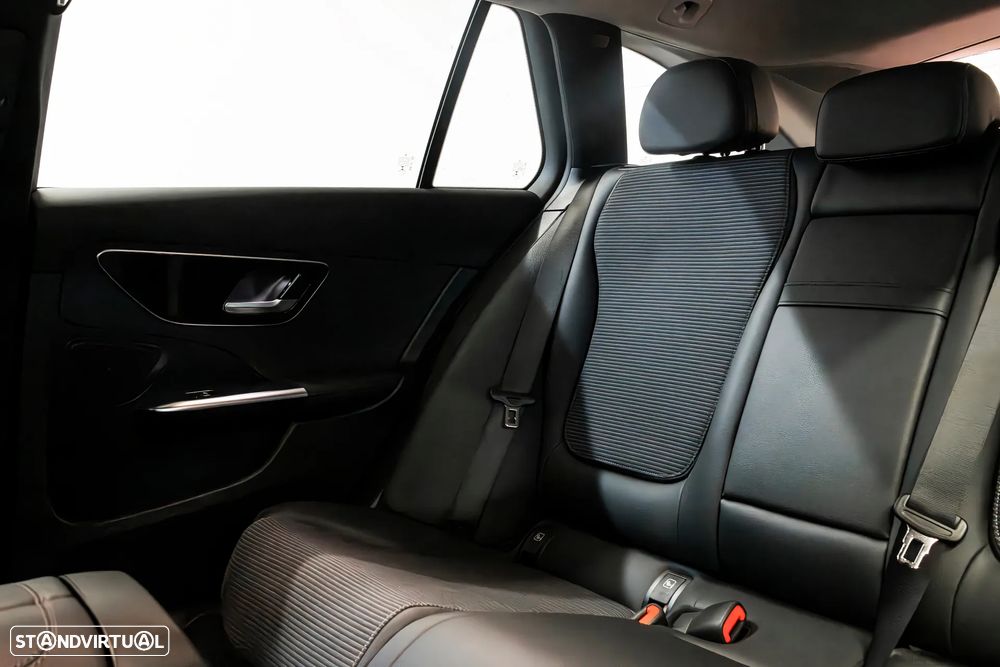 Mercedes-Benz C 200 - 14