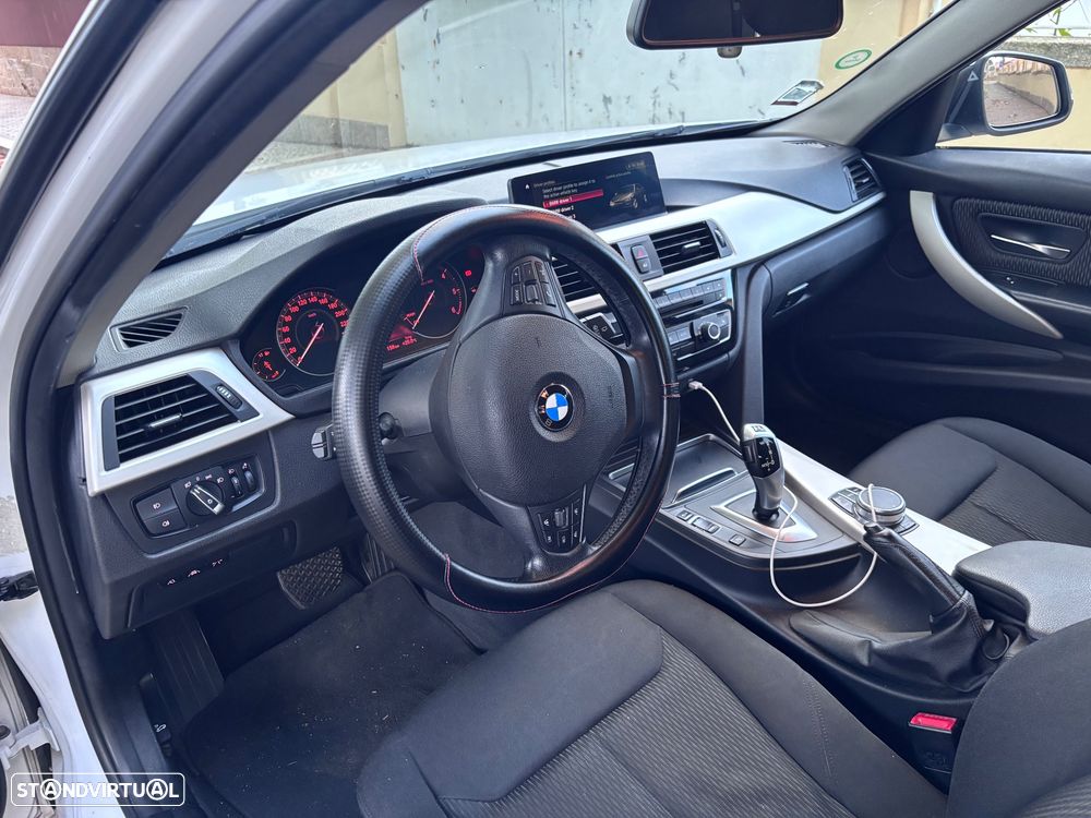 BMW 320 - 5
