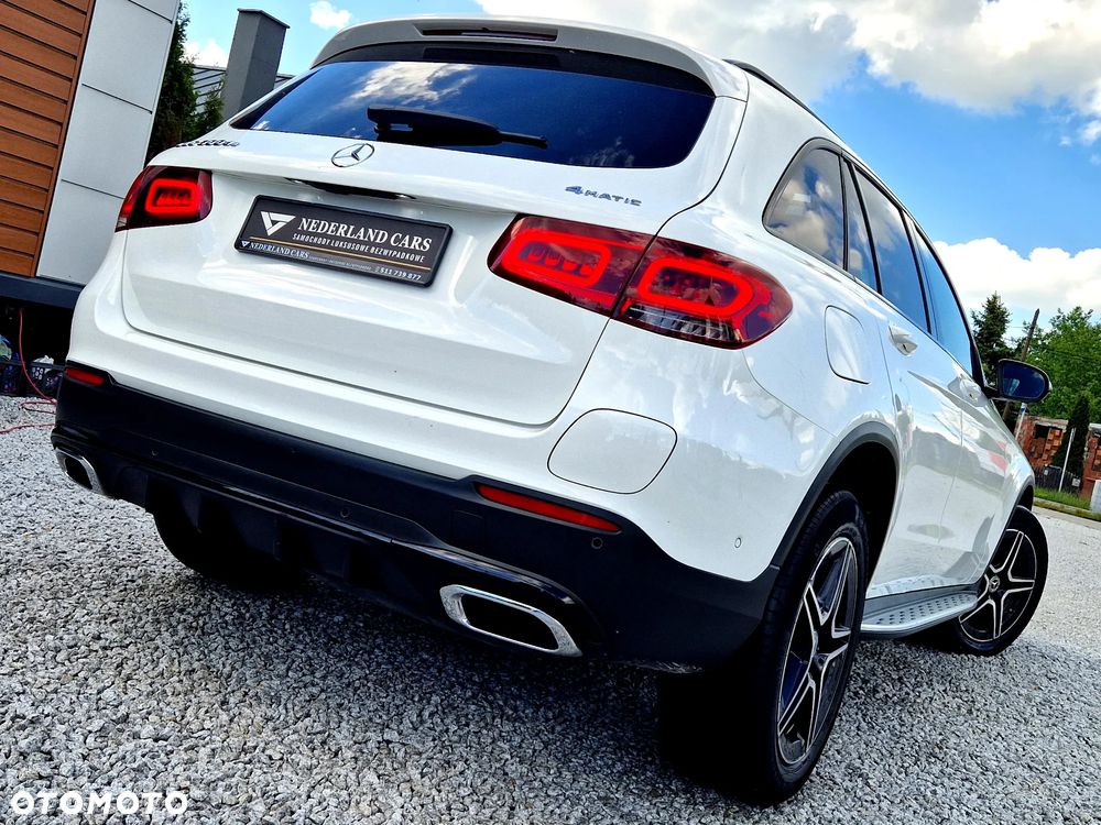Mercedes-Benz GLC 300 de 4Matic 9G-TRONIC AMG Line Plus - 8