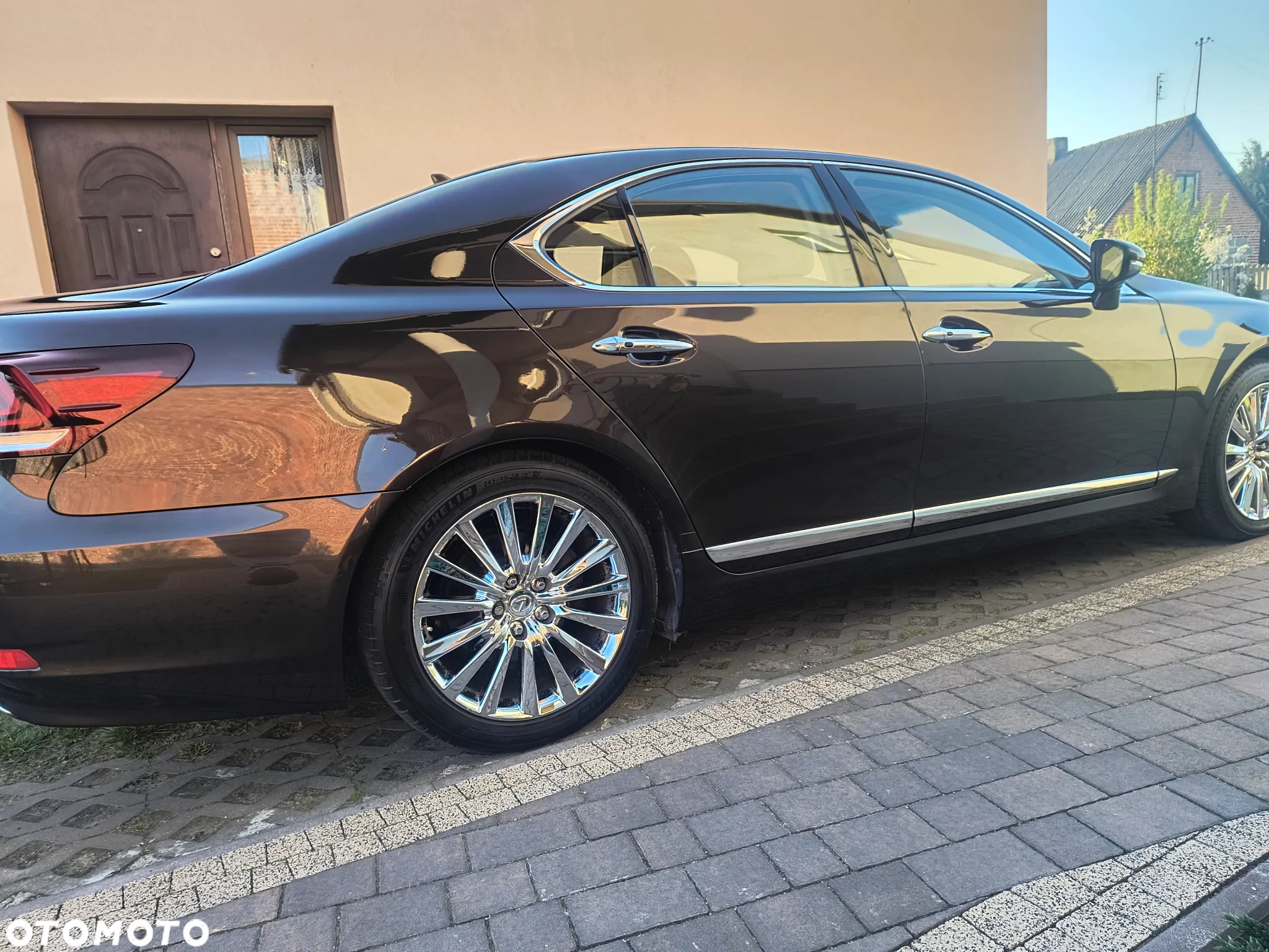 Lexus LS 460 Elite - 5