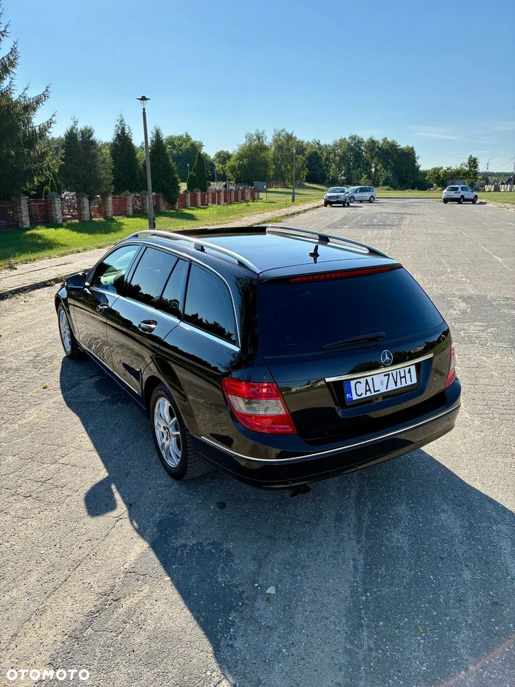 Mercedes-Benz Klasa C 180 CGI Automatik BlueEFFICIENCY Avantgarde - 7