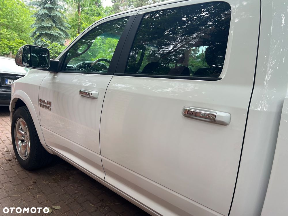 Dodge RAM - 8