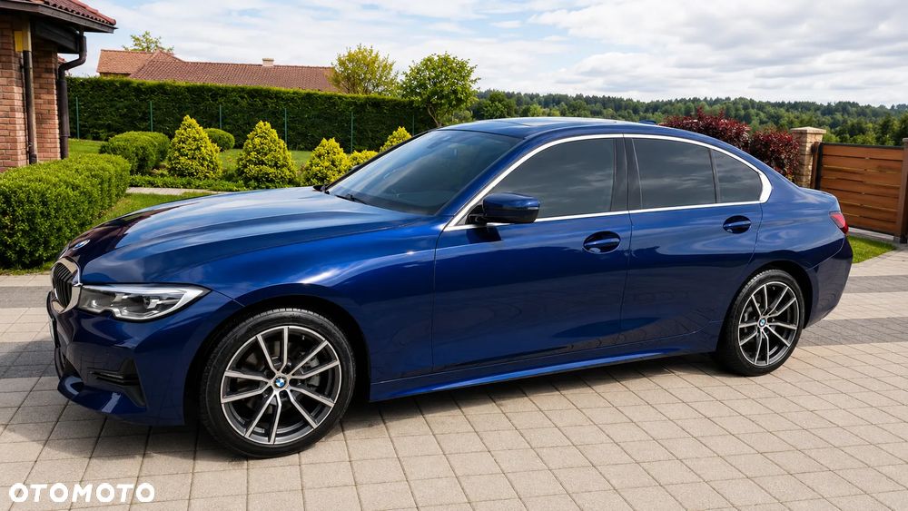BMW Seria 3 330i Luxury Line sport - 8