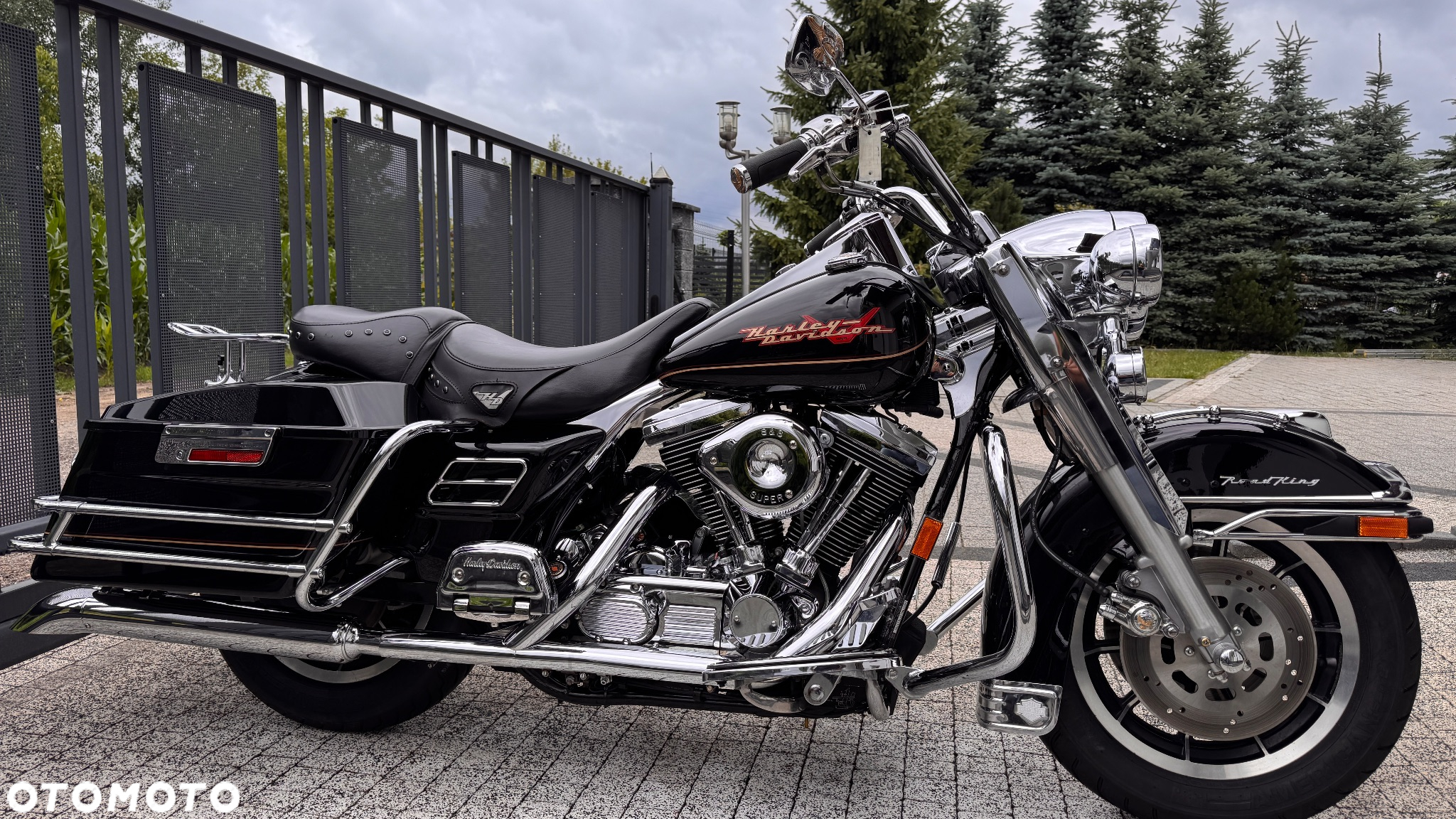 Harley-Davidson Touring Road King - 3