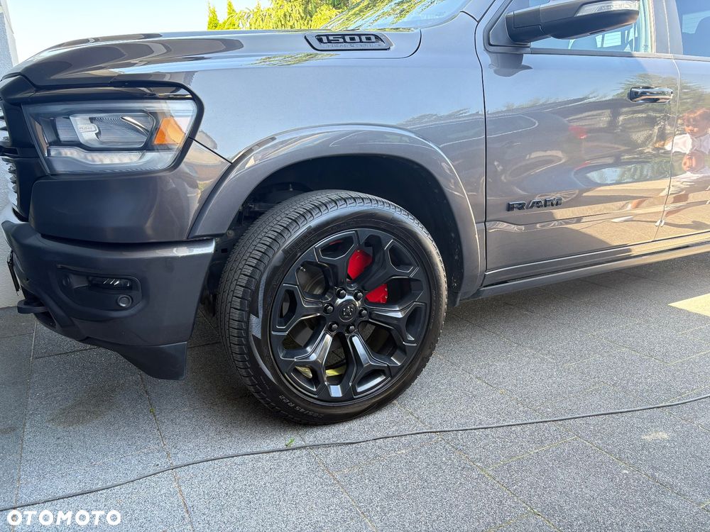 RAM 1500 Crew Cab Shortbed Laramie - 10