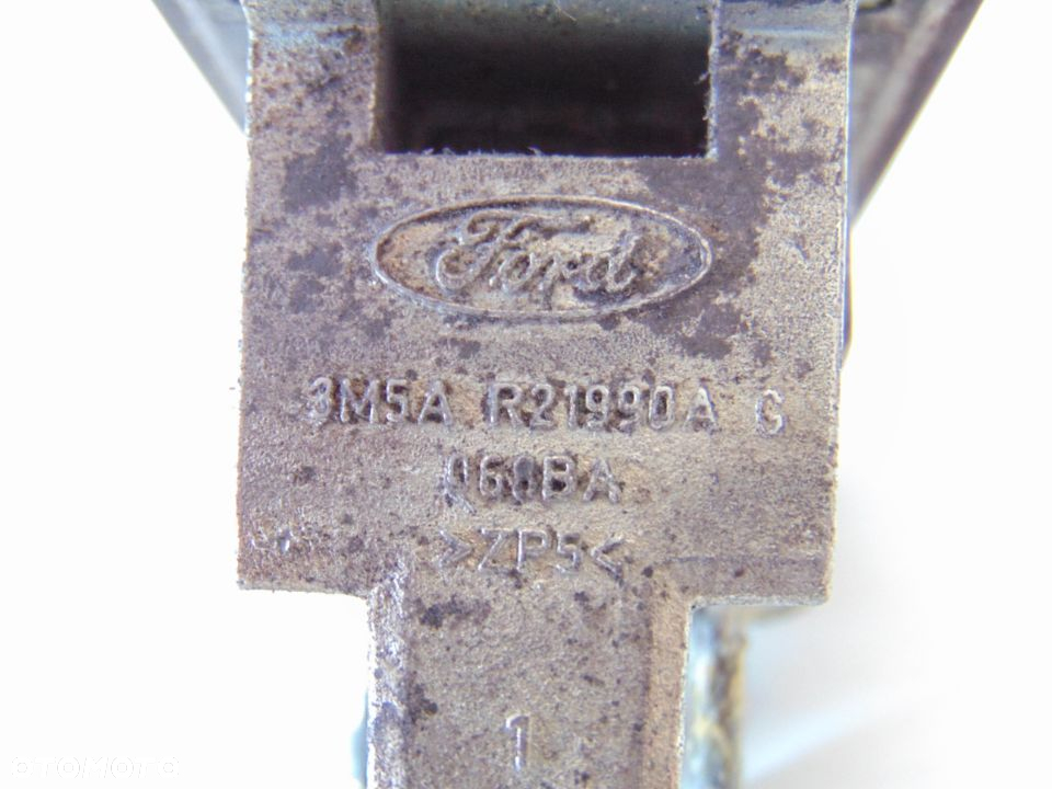 ORYGINAŁ wkładka przednia zamek przedni przód maski drzwi lewy przód Ford Focus 2 MK2 II 04-07r - 11