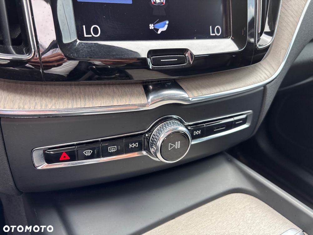Volvo XC 60 D4 AWD Geartronic Inscription - 27