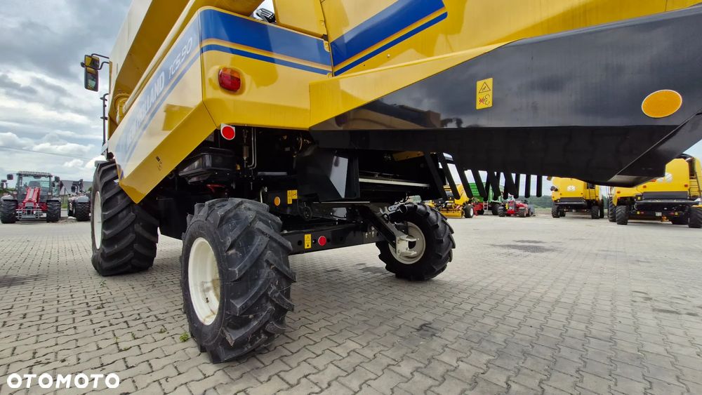 New Holland TC5.90 - 2