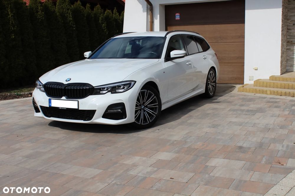 BMW Seria 3 320i M Sport - 6