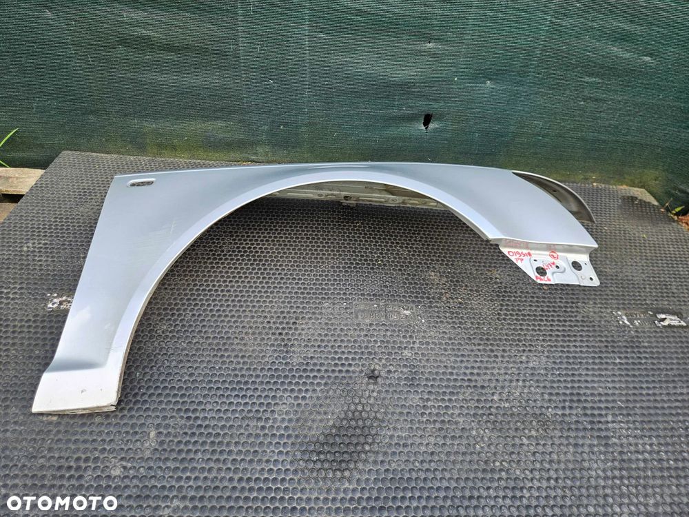 Błotnik Prawy Przod Przedni Srebrny Nadkole LY7W Audi A6 C6 Przed Lift - 10