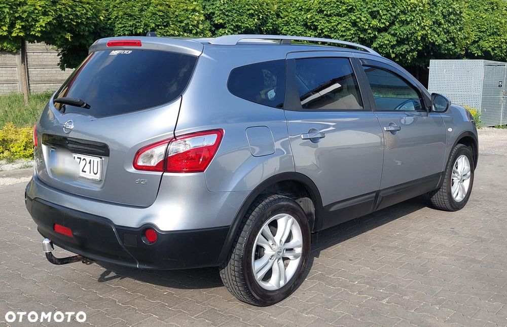 Nissan Qashqai+2 2.0 dCi DPF acenta - 4