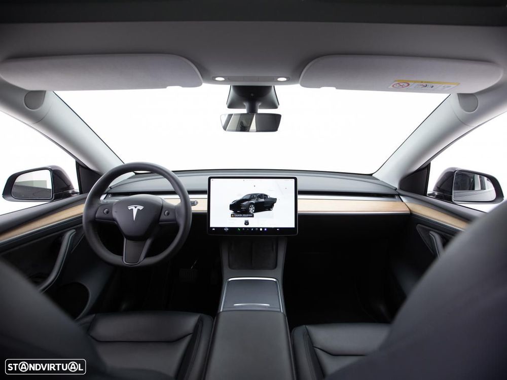 Tesla Model Y Long Range Dual Motor AWD - 8