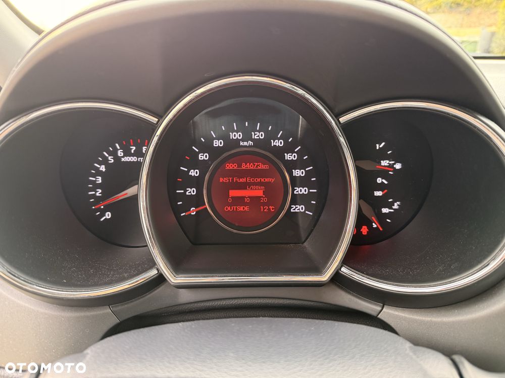 Kia Rio - 7