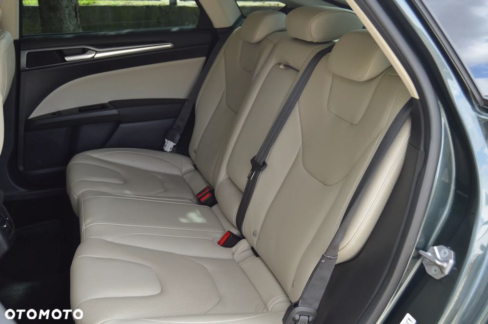 Ford Mondeo 2.0 TDCi Bi-Turbo PowerShift-Aut Titanium - 28