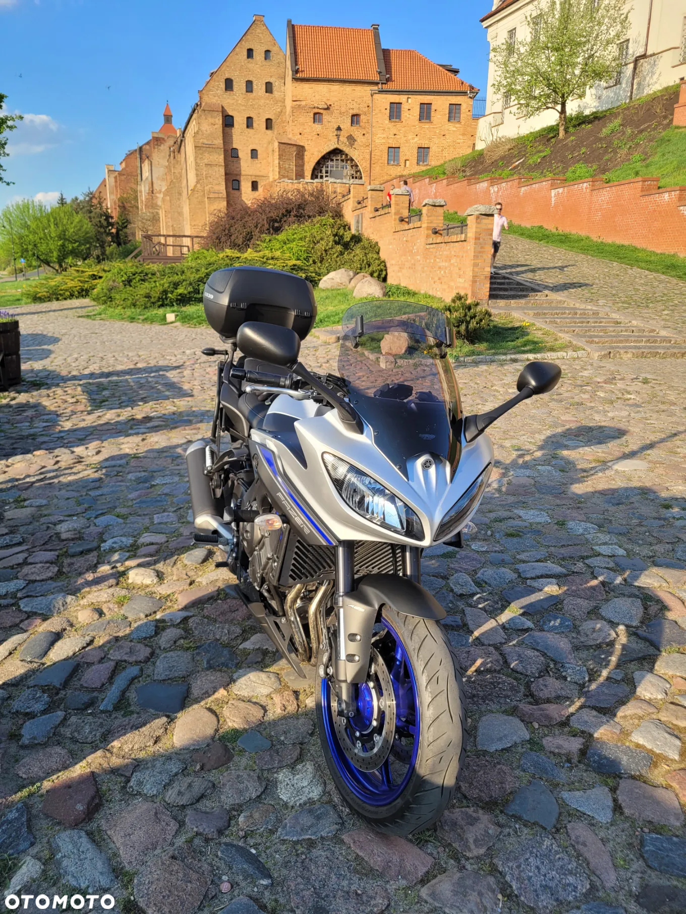 Yamaha FZ8 - 24
