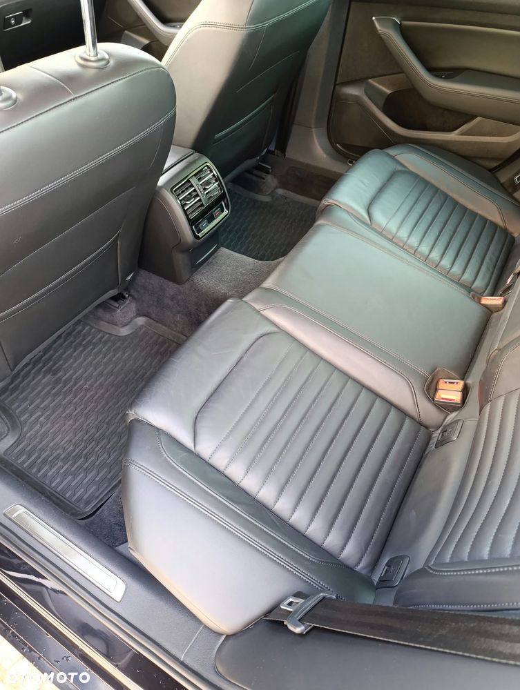 Volkswagen Passat 2.0 TDI Bi-Turbo BMT 4Mot Highline DSG - 6