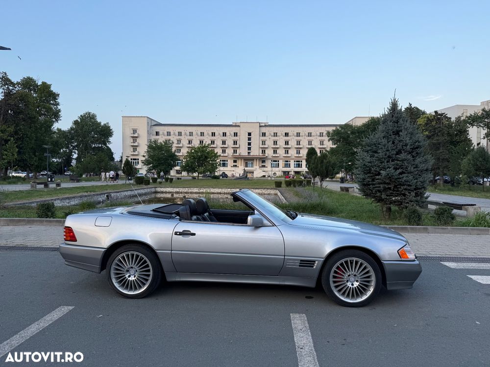Mercedes-Benz SL - 21