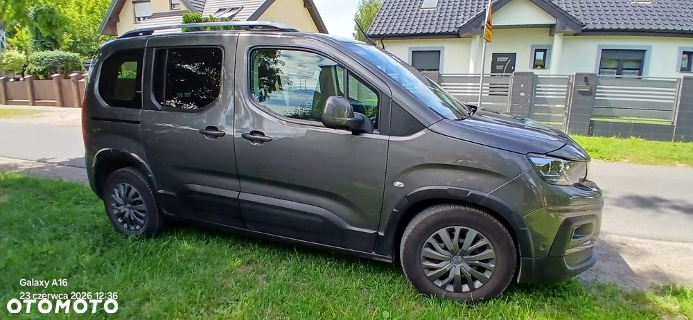Peugeot Rifter - 17