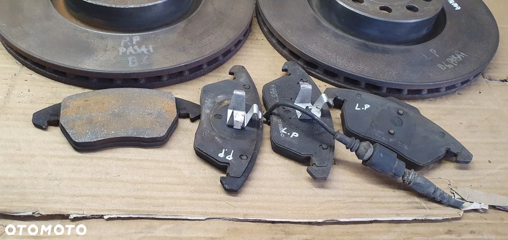 Tarcze hamulcowe klocki przód przednie VW Passat B6 2.0 TDI - 5