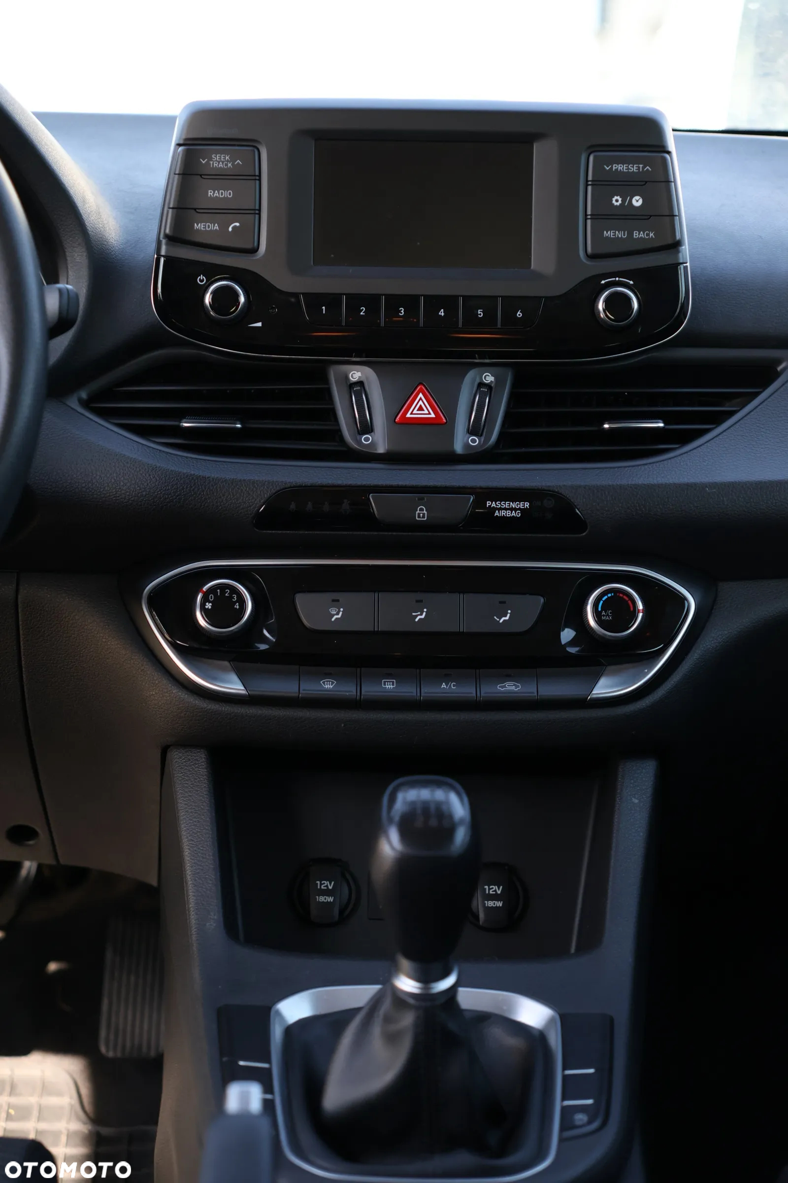 Hyundai i30 1.6 CRDI Trend - 9