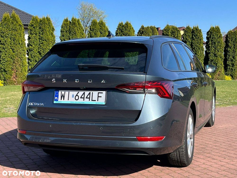 Skoda Octavia 2.0 TDI Ambition DSG - 4