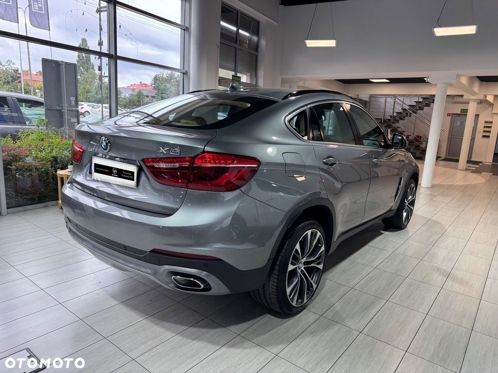 BMW X6 xDrive40d - 8