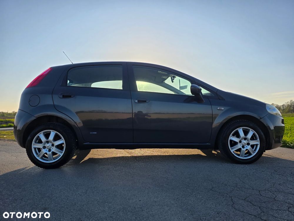 Fiat Grande Punto - 7