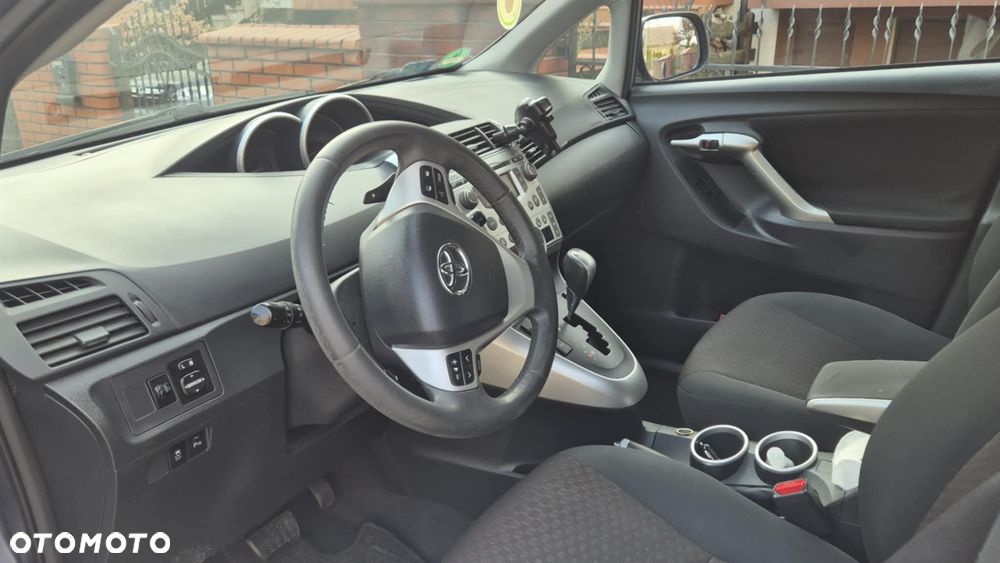 Toyota Verso 1.8 Multidrive Edition - 7