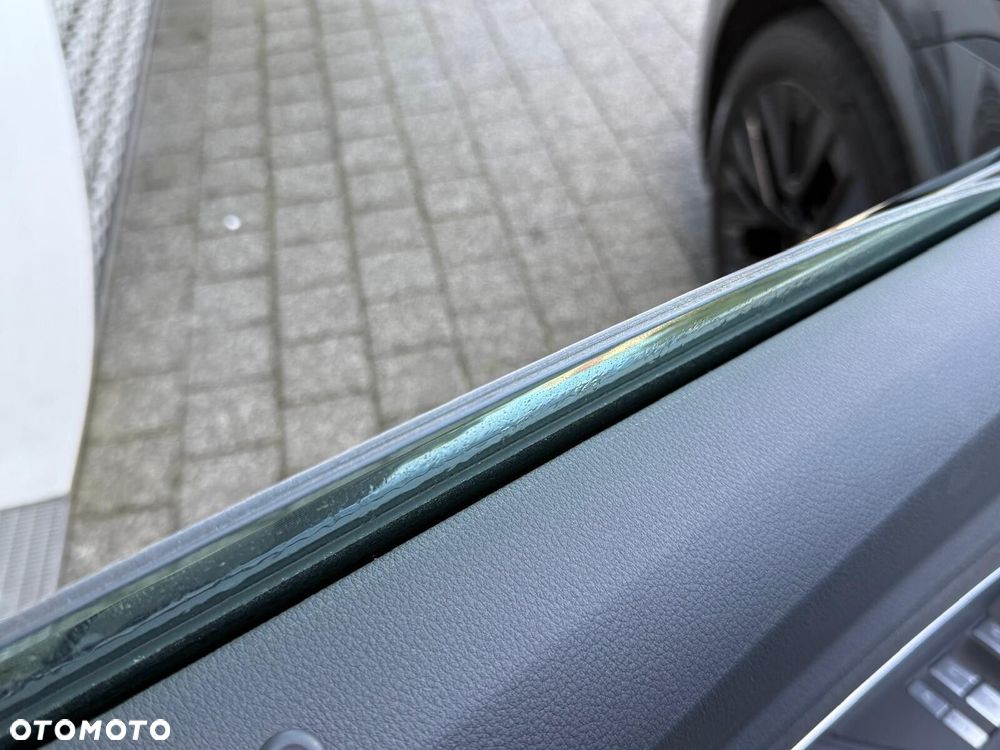 Audi Q8 Sportback e-tron - 27