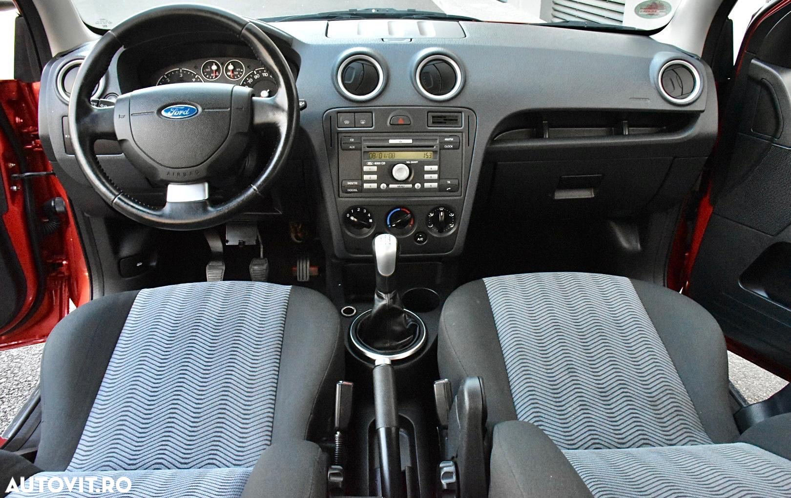 Ford Fusion 1.6 TDCI Plus - 13