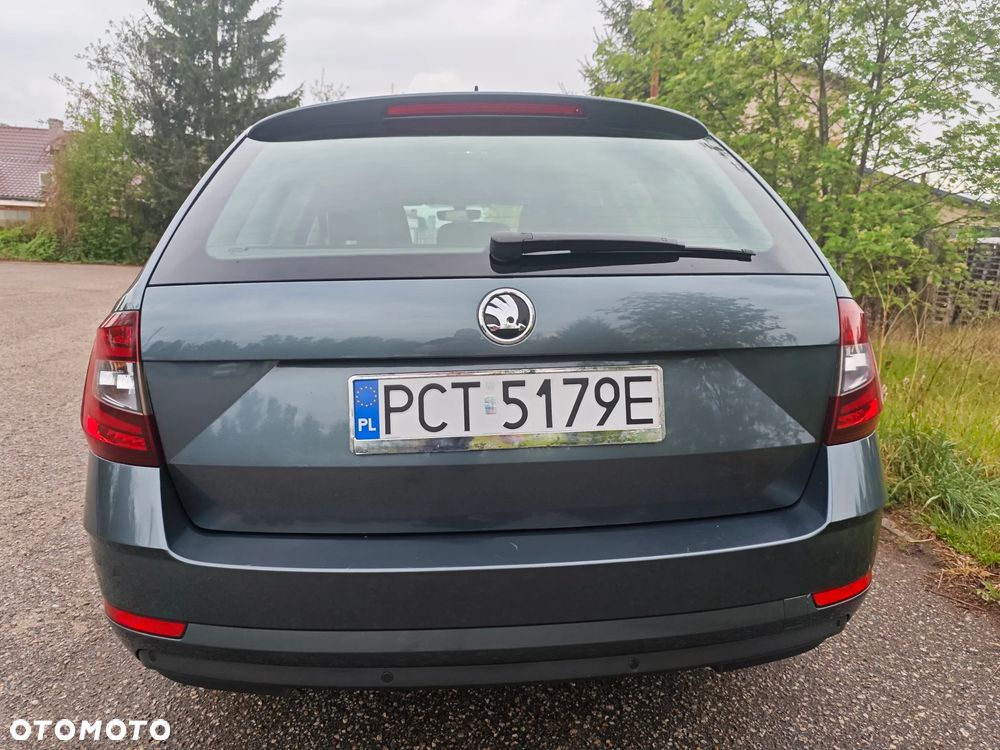 Skoda Octavia ver-2-0-tdi-edition-dsg - 13