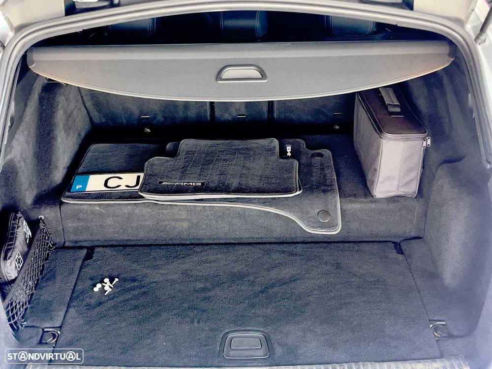 Mercedes-Benz E 300 de AMG Line - 44
