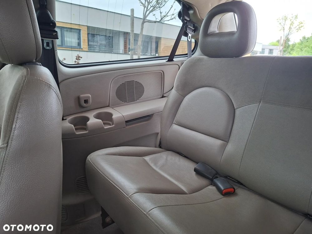 Chrysler Grand Voyager 3.3L AWD Limited - 8