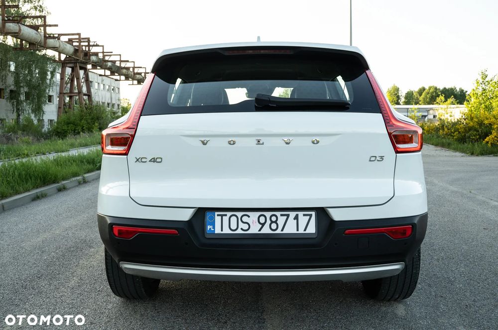 Volvo XC 40 D3 Momentum - 8