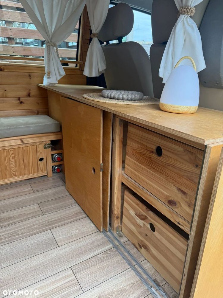 Volkswagen Transporter Standard - 4