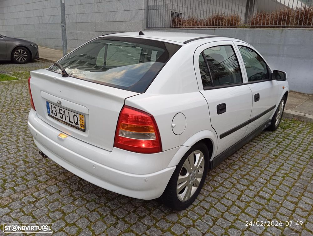 Opel Astra 1.4 CDX - 1