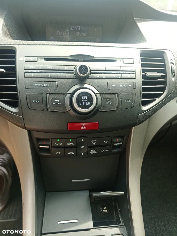 Honda Accord 2.0 Elegance - 12