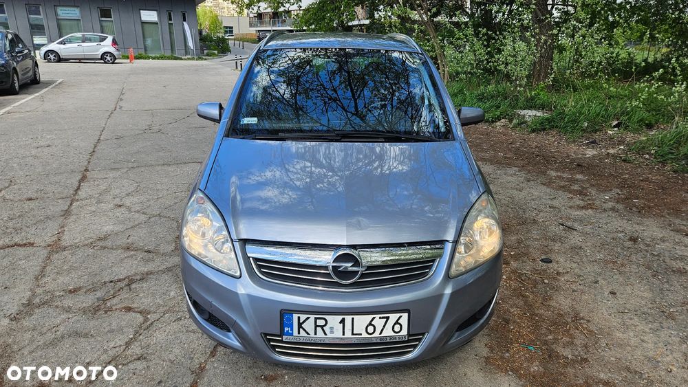 Opel Zafira 1.6 Enjoy - 2