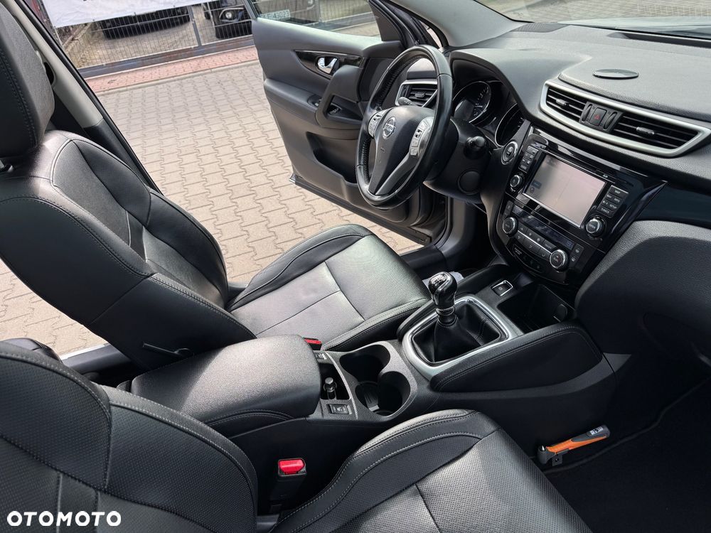 Nissan Qashqai 1.6 DIG-T Tekna - 32