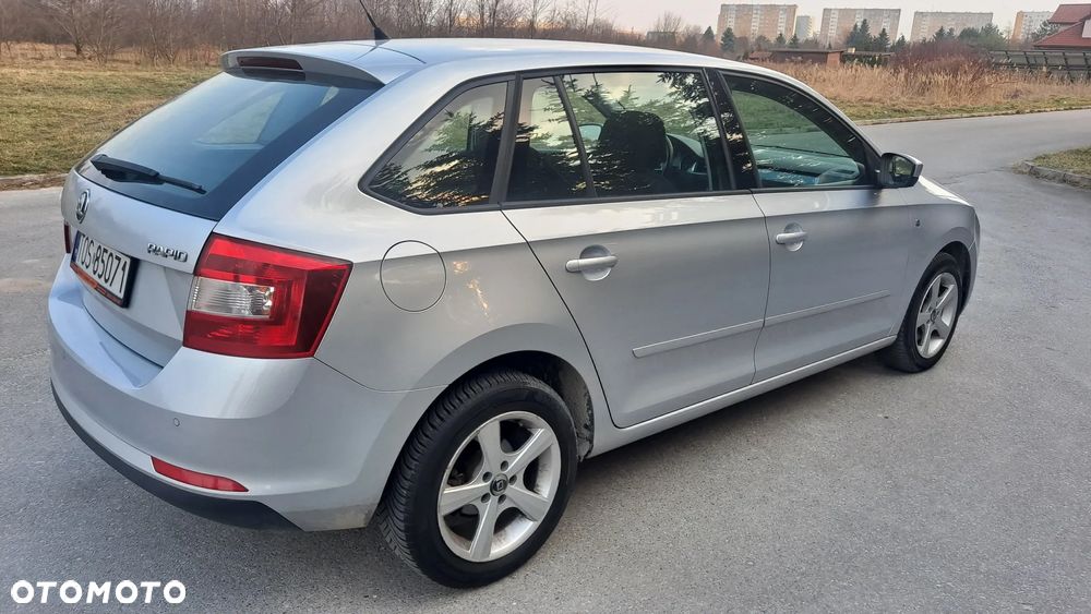 Skoda RAPID 1.6 TDI Edition - 11