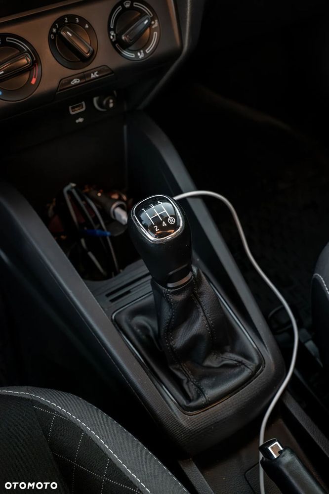 Skoda Fabia 1.0 Ambition - 19