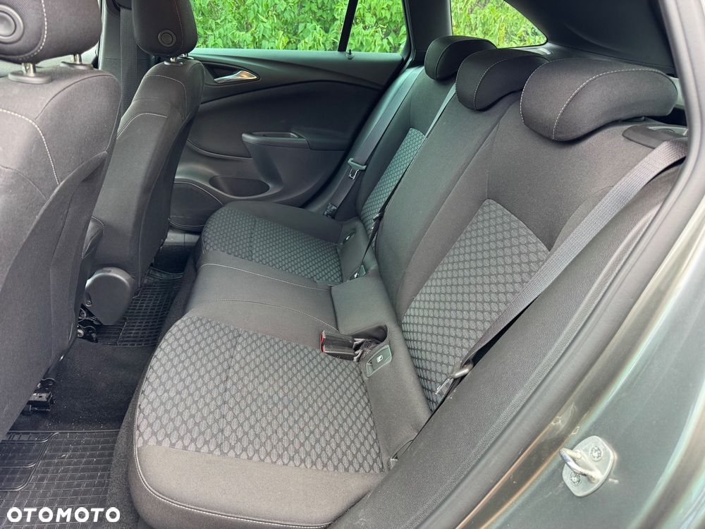 Opel Astra 1.5 D Start/Stop Automatik Business Edition - 13