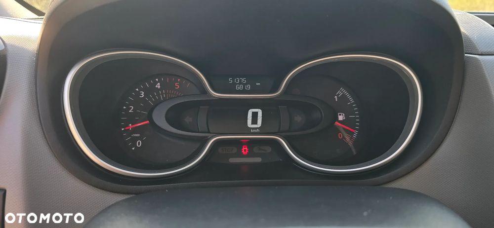Renault Trafic - 10