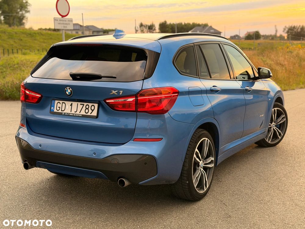 BMW X1 xDrive28i xLine - 3