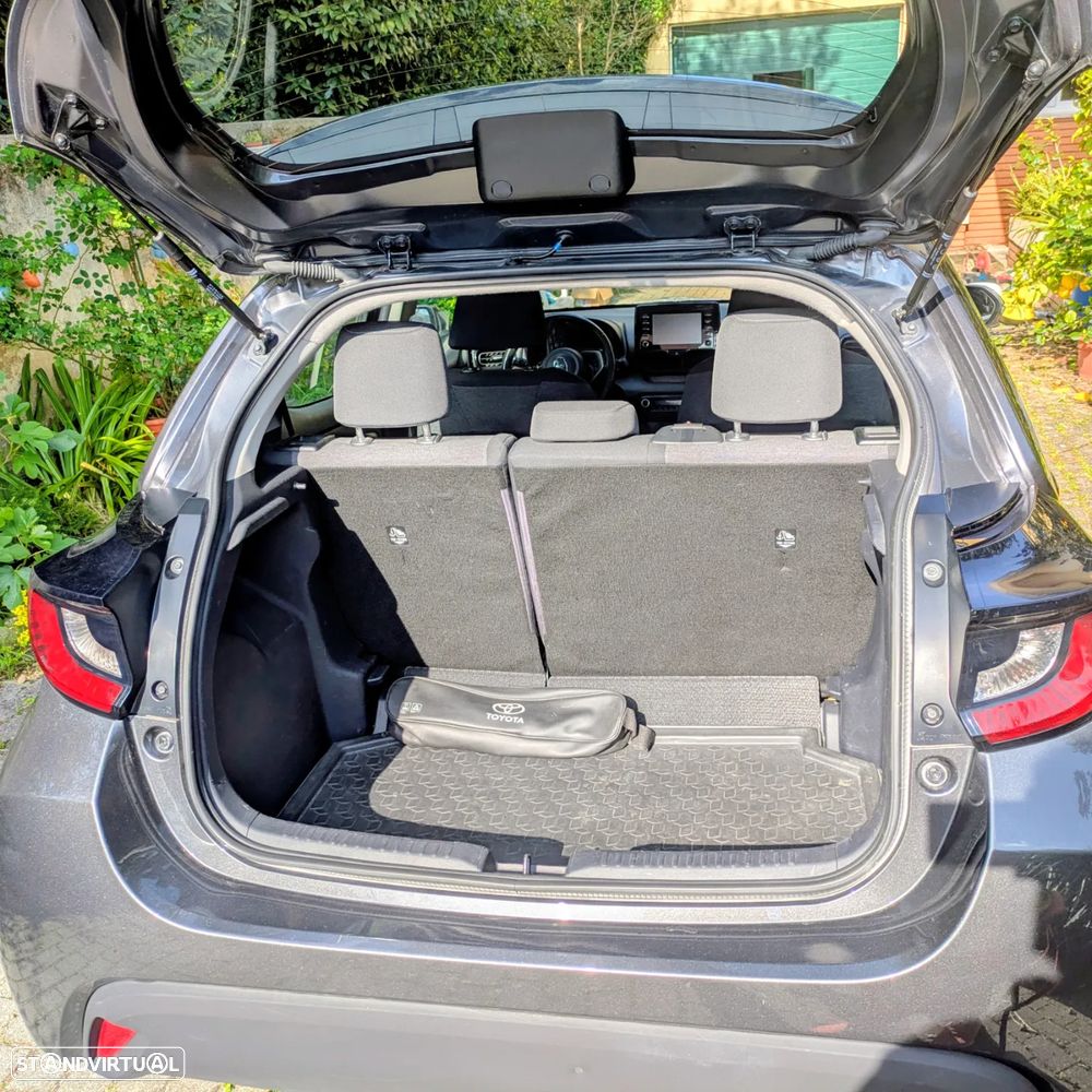 Toyota Yaris - 11
