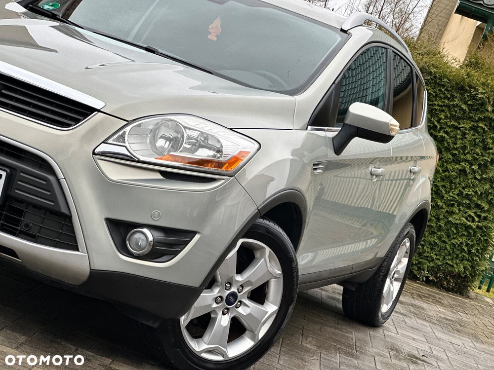 Ford Kuga 2.0 TDCi 2x4 Titanium - 9