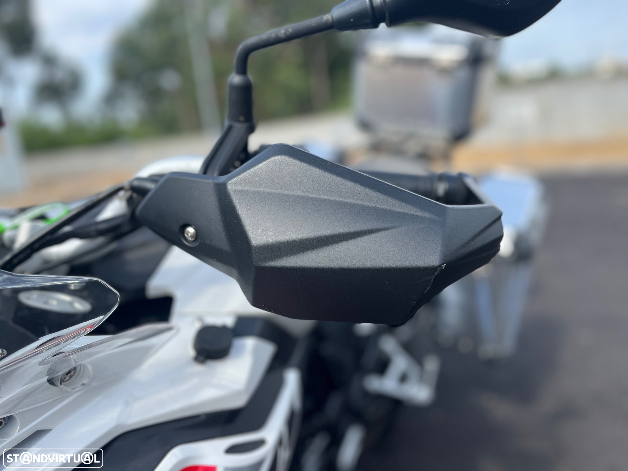 Benelli TRK 502 X - 10