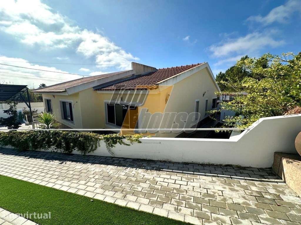 Moradia Térrea isolada com piscina - Fernão Ferro - Grande imagem: 3/50