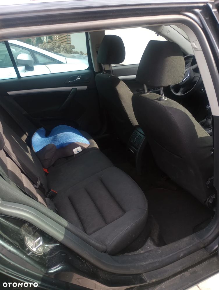 Skoda Octavia 1.8 TSI Family Plus - 11